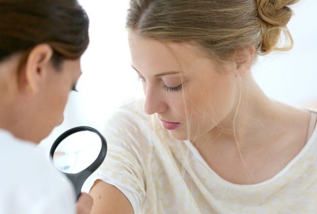 4 Reasons To Hire a Dermatologist